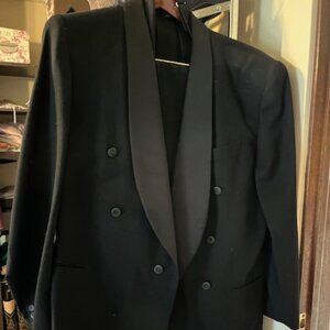 Vintage 3-peice men's tuxedo - 42 Long